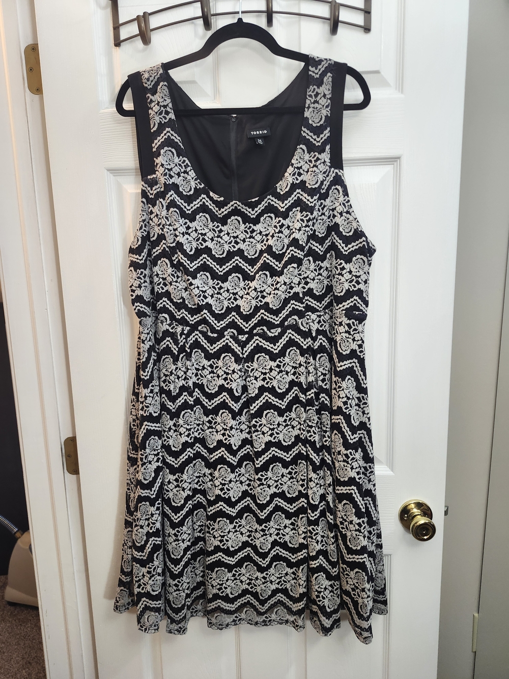 Torrid Black and Cream Lace-Effect Fit & Flare Dress, Torrod 24 = 3X
